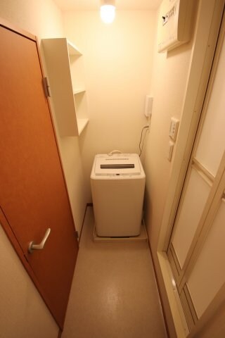 物件内観写真14　(洗濯機)