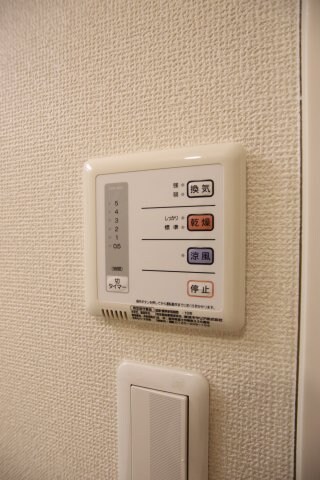 物件内観写真12　(浴室乾燥機)