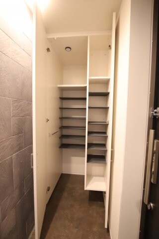 物件内観写真7　(シューズボックス)