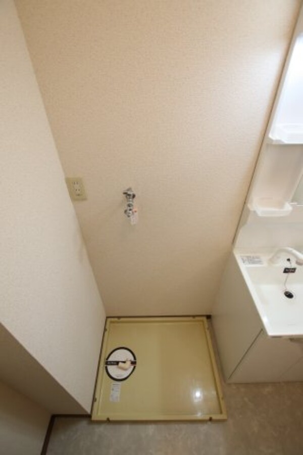 建物設備(室内洗濯機置場)