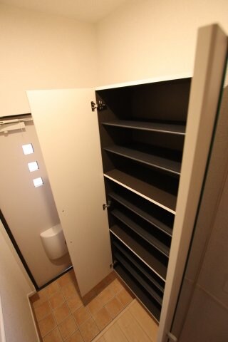 物件内観写真7　(シューズボックス)
