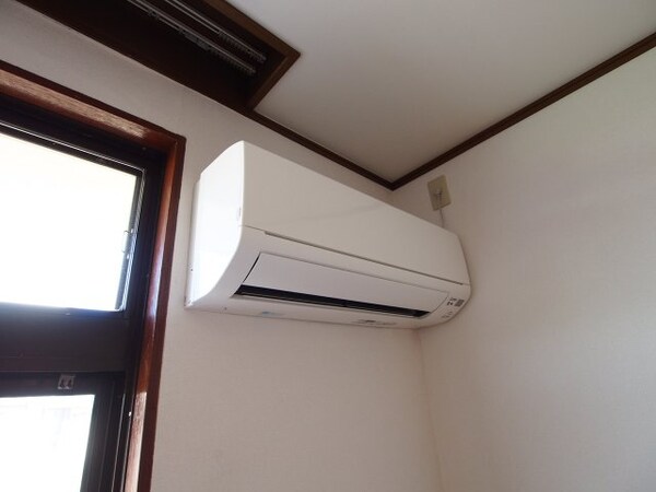 建物設備(エアコン)