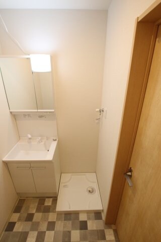 物件内観写真23　(室内洗濯機置場)