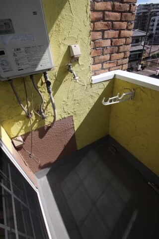 物件内観写真28　(洗濯機置き場)