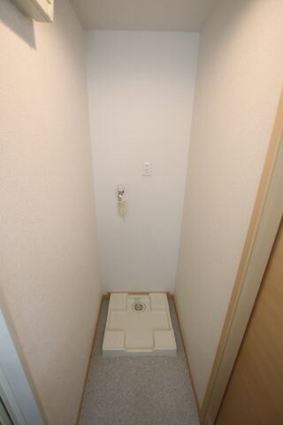 物件内観写真17　(室内洗濯機置場)