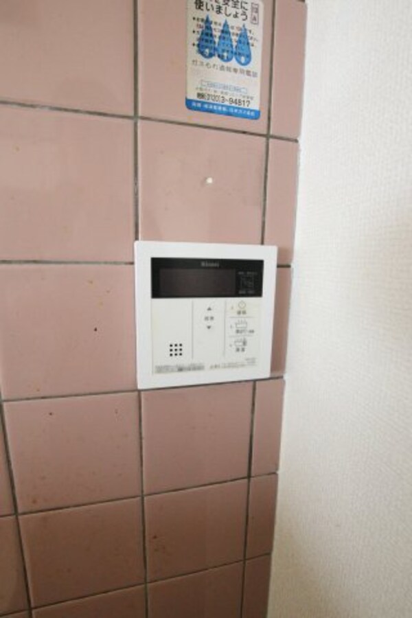 建物設備(給湯器)
