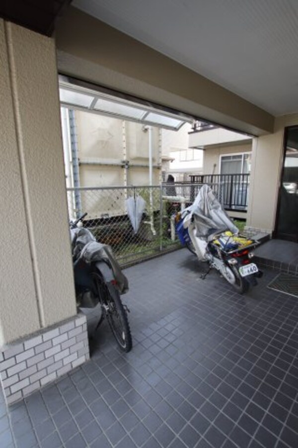 建物設備(駐輪場)