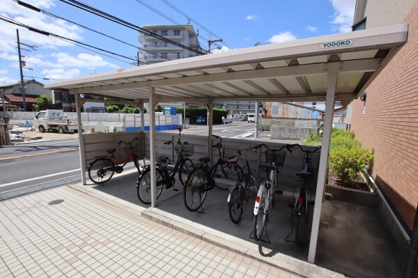 建物設備(駐輪場)