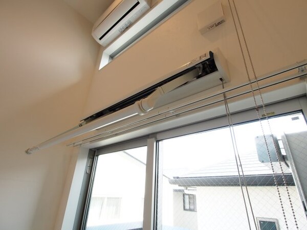 建物設備(室内物干し)