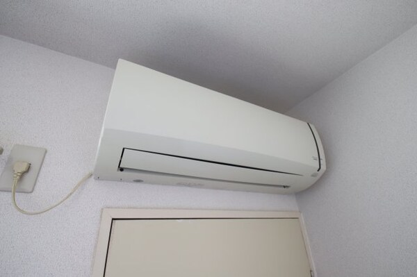 建物設備(エアコン)