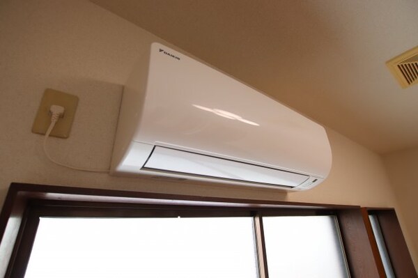 建物設備(エアコン)