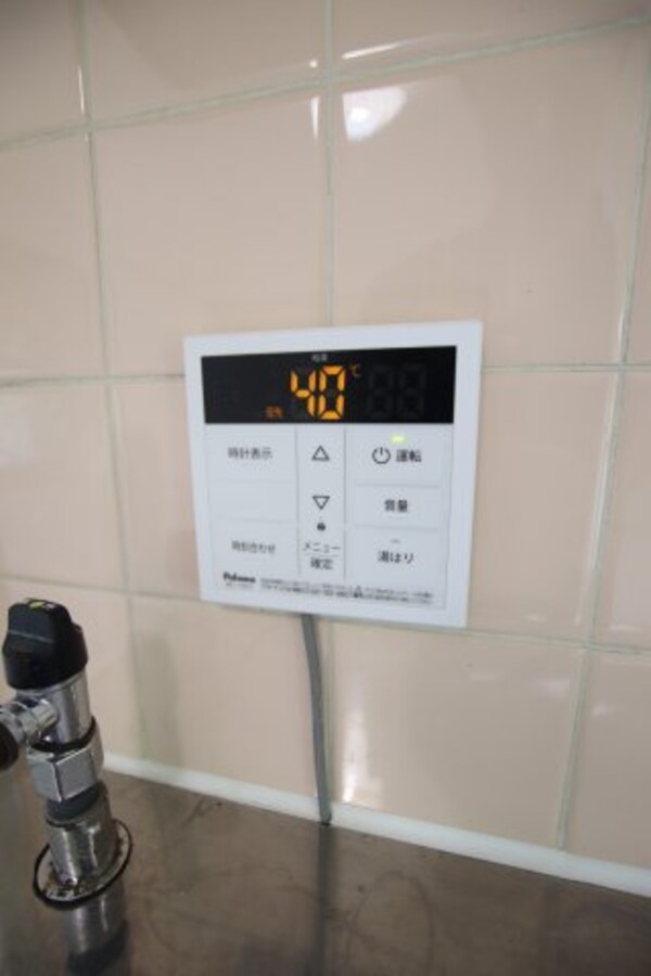 建物設備(給湯器リモコン)