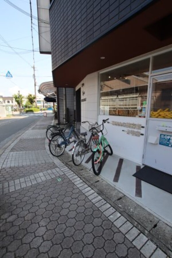 建物設備(駐輪場)