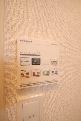 物件内観写真20　(浴室乾燥機)