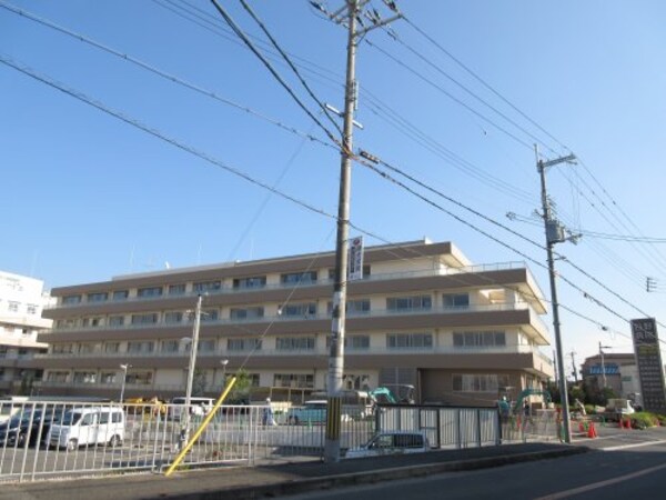 周辺環境(社会医療法人 頌徳会 日野病院 676m)