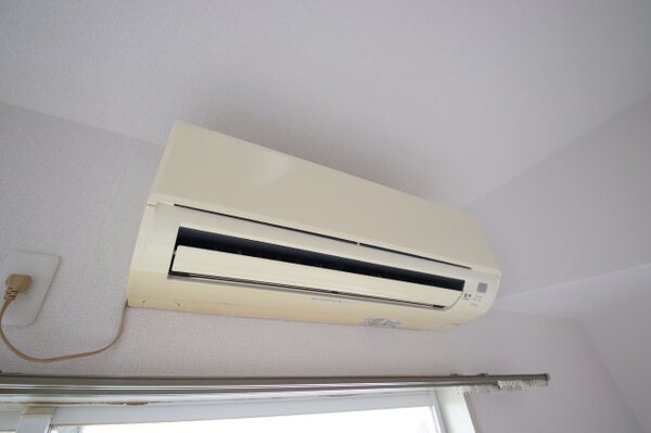 建物設備(エアコン)