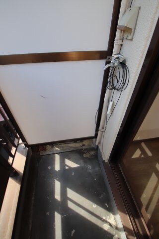 物件内観写真27　(室外洗濯機置き場)