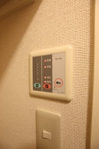 物件内観写真18　(浴室乾燥機)