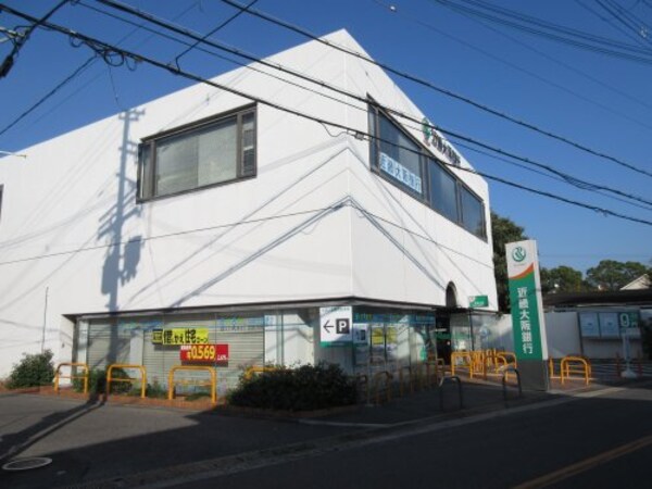 周辺環境(（株）近畿大阪銀行 美原支店 411m)