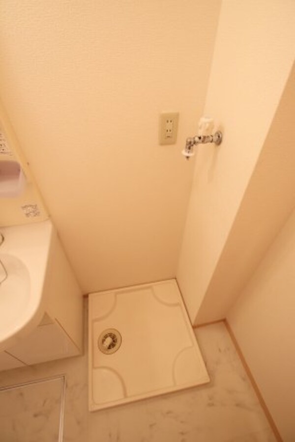 建物設備(室内洗濯機置場)