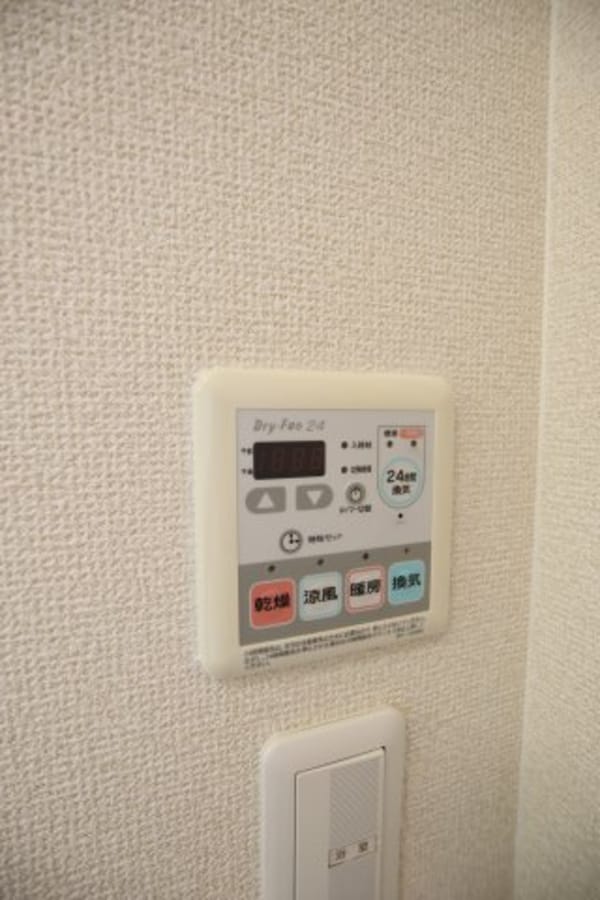 建物設備(浴室乾燥機)