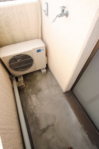 物件内観写真23　(室外洗濯機置場)