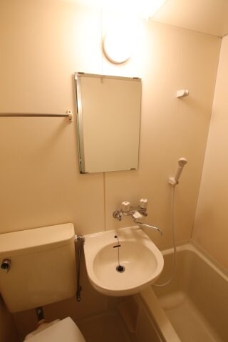 物件内観写真17　(洗面台)