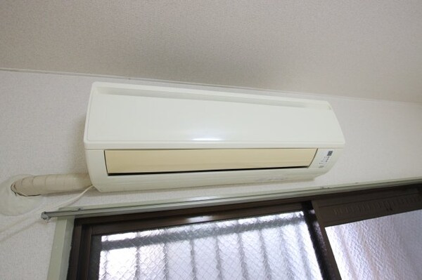 建物設備(エアコン)