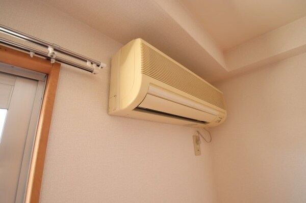 建物設備(エアコン)