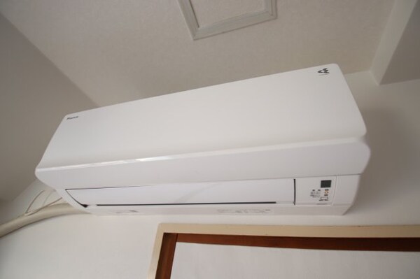 建物設備(エアコン)