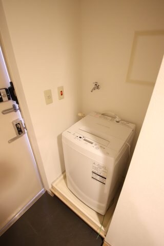 物件内観写真9　(洗濯機)