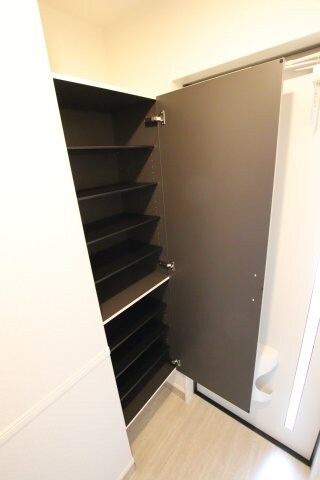 物件内観写真7　(シューズボックス)
