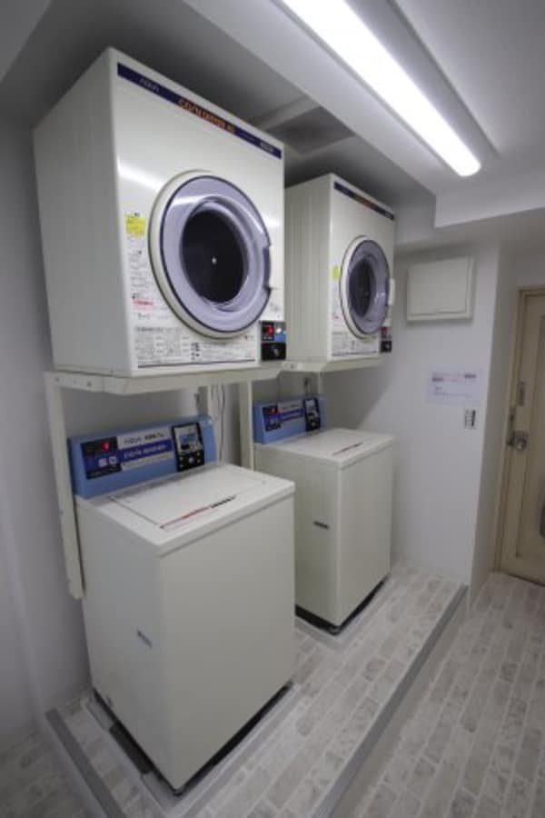 建物設備(コインランドリー)