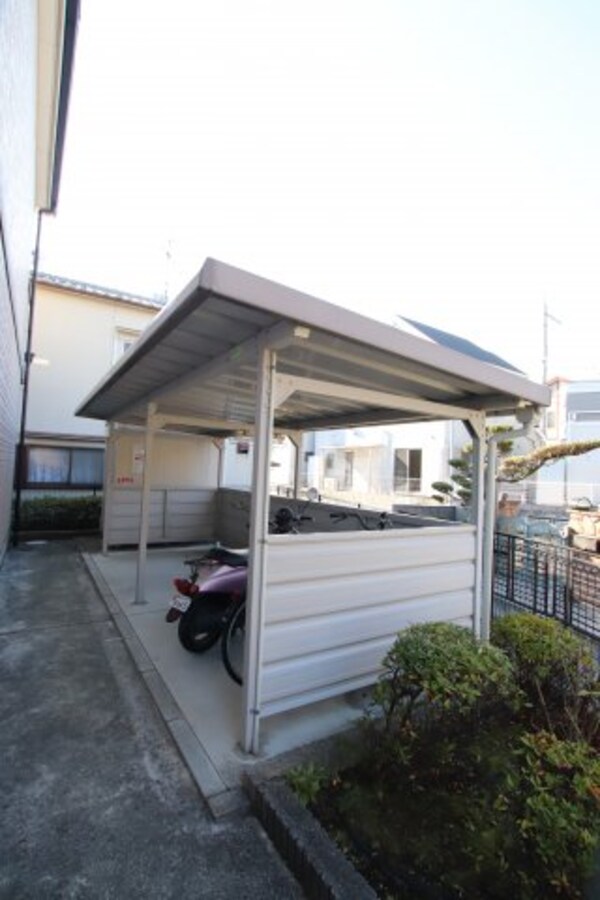 建物設備(駐輪場)