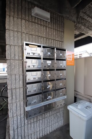 物件内観写真6　(集合ポスト)