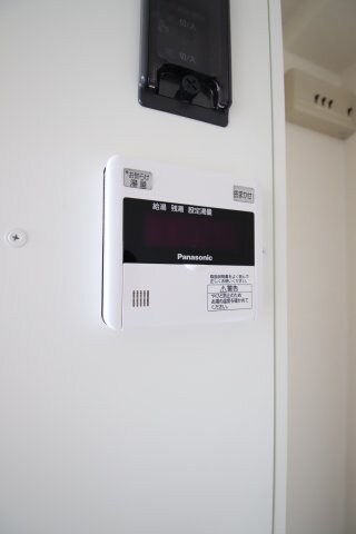 物件内観写真10　(リモコン)