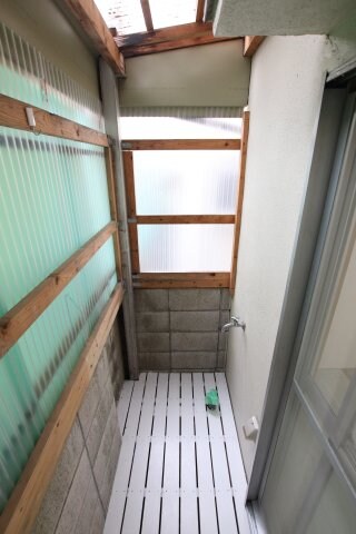 物件内観写真18　(洗濯機置き場)