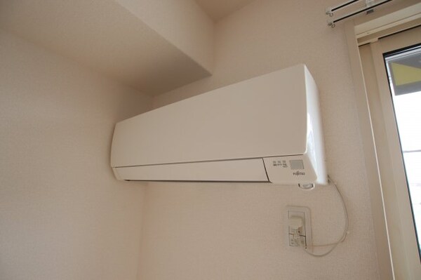 建物設備(エアコン)