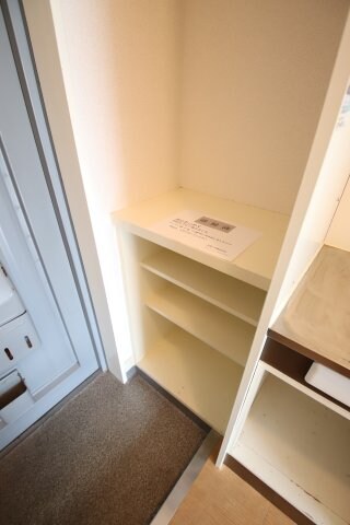 物件内観写真8　(シューズボックス)