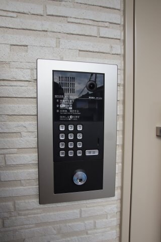 物件内観写真5　(オートロック)