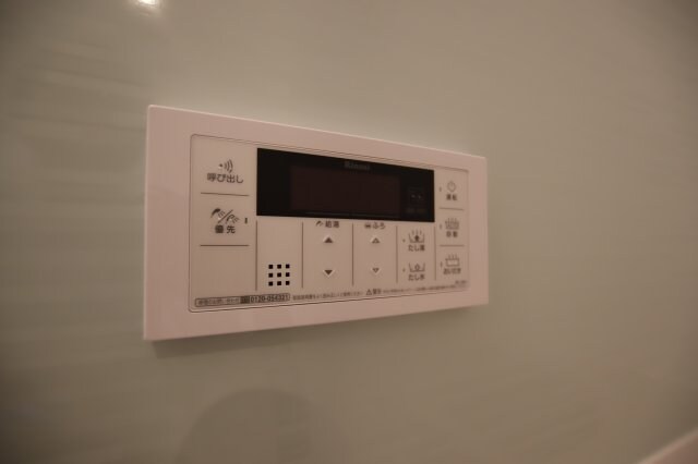 物件内観写真11　(追焚き機能)