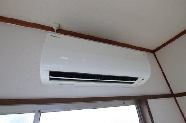 建物設備(エアコン)
