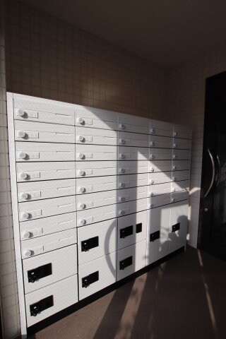 物件内観写真6　(メールボックス)