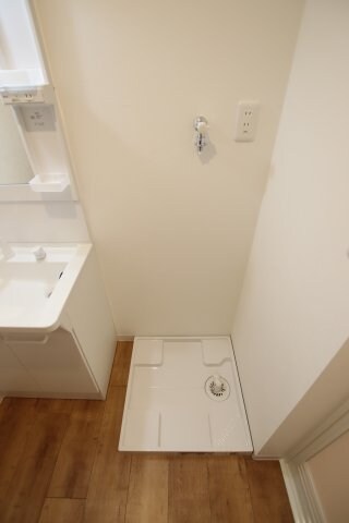 物件内観写真24　(室内洗濯機置場)
