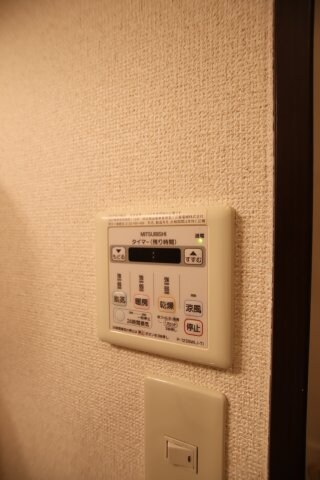 物件内観写真11　(浴室乾燥機)