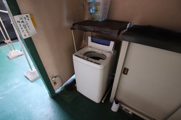 建物設備(共用洗濯場)