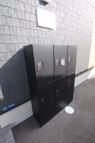 物件内観写真5　(宅配ボックス)