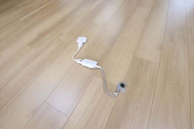 物件内観写真16　(リビング中心にコンセント有)