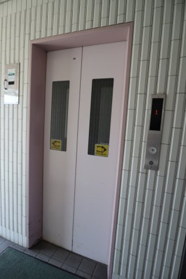 建物設備(エレベーター)