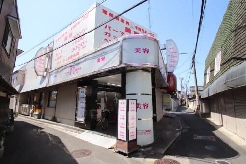 物件内観写真17　(理容プラージュ富田林本店 1853m)